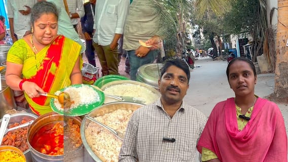 Kumari Aunty Craze : మా వీధిలో ఆంటీ క్రేజ్ చూసి షాక్..! బెంజ్ కారు ఉందా అంటే..!? | ABP Desam