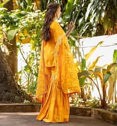 Aditi Rao Photos : மாலை நிலவின் மரகத மஞ்சள்... நடிகை அதிதி ராவின் பளிச் க்ளிக்ஸ்!