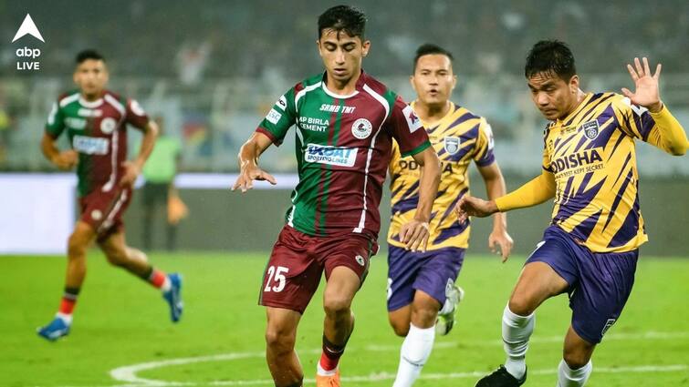 Mohun Bagan Super Giant footballer Kian Nassiri son of Jamshid Nassiri shares feeling of scoring against East Bengal Kian Nassiri: 'তোমার দলকে হারিয়েছি', ইস্টবেঙ্গলের বিরুদ্ধে হ্যাটট্রিক করে বাবাকে রাগিয়েছিলেন জামশেদ-পুত্র