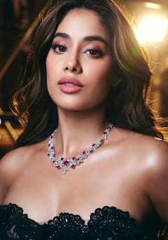 फिल्मफेयर अवॉर्ड 2024 में Janhvi Kapoor ने दी थी किलर परफॉर्मेंस, एक्ट्रेस ने अनसीन तस्वीरें शेयर कर दिखाई झलक