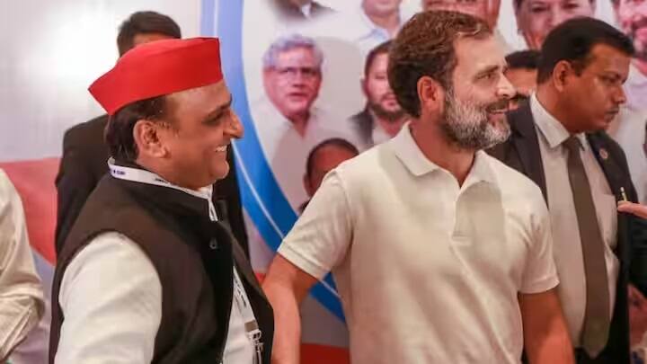 uttar pradesh congress back foot: india alliance akhilesh yadav congress 4 points entire scenario of seat sharing abpp અખિલેશે 11 બેઠક આપી, કોંગ્રેસ 16 પર અડીઃ 4 પૉઇન્ટનમાં સમજો યુપીમાં બેઠક વહેંચણીનો આખો સિનારિયો