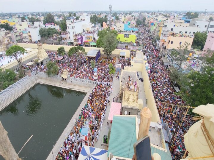 காஞ்சி மண்ணில் ஓங்கி ஒலித்த நமச்சிவாய கோஷம்... கச்சபேஸ்வரர் கோயில் மகா கும்பாபிஷேகம்..!