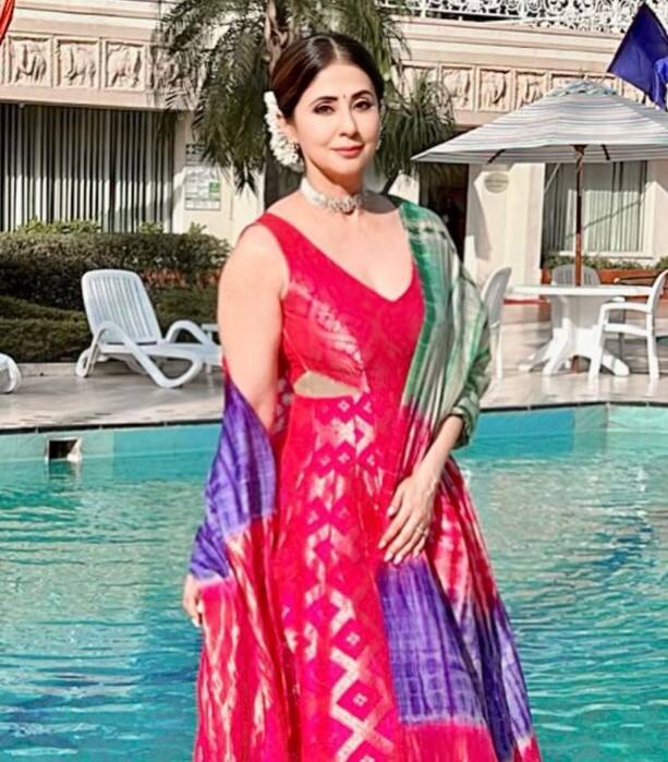 કારણ કે રામ ગોપાલ વર્માની ઈન્ડસ્ટ્રીમાં બહુ ઓછા લોકો સાથે સારા સંબંધો હતા. આવી સ્થિતિમાં ઉર્મિલા તેમના કારણે ઘણા મોટા દિગ્દર્શકોની ફિલ્મોને રિજેક્ટ પણ કરતી હતી. અભિનેત્રીના આ નિર્ણયની ધીમે-ધીમે તેના કરિયરને અસર થવા લાગી અને તેને ઓછી ફિલ્મોની ઓફર થવા લાગી. પરંતુ ઉર્મિલાની મુસીબતોનો અહીં અંત ન હતો.