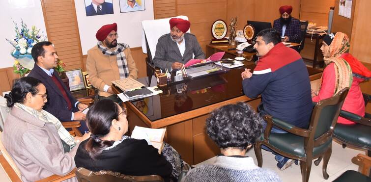 Cabinet sub-committee holds meeting with various unions related to School Education Department Sub-Committee Meeting: ਸਿੱਖਿਆ ਵਿਭਾਗ ਨਾਲ ਜੁੜੀਆਂ ਯੂਨੀਅਨਾਂ ਨਾਲ ਕੈਬਨਿਟ ਸਬ ਕਮੇਟੀ ਦੀ ਮੀਟਿੰਗ,  ਵਿਚਾਰੇ ਗਏ ਆਹ ਮੁੱਦੇ