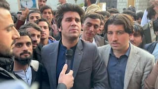 Pakistan election candidate Rehan Zeb Khan shot dead near Afghanistan border Pakistan: நெருங்கும் பொது தேர்தல்.. பாகிஸ்தான் சுயேட்சை வேட்பாளர் சுட்டுக்கொலை..
