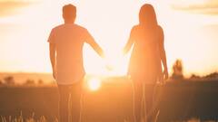 Zodiac Signs: সমাজ, সংসার, অর্থ বাধা হয় না, মনের মিল হলেই সম্পর্কে পা বাড়ান এই রাশির জাতকরা