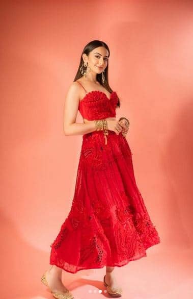 ਲਹਿੰਗਾ 'ਚ ਰਕੁਲ ਪ੍ਰੀਤ ਦਾ ਆਕਰਸ਼ਕ ਲੁੱਕ ਦੇਖ ਪ੍ਰਸ਼ੰਸਕਾਂ ਨੇ ਕੀਤੀ ਤਾਰੀਫ