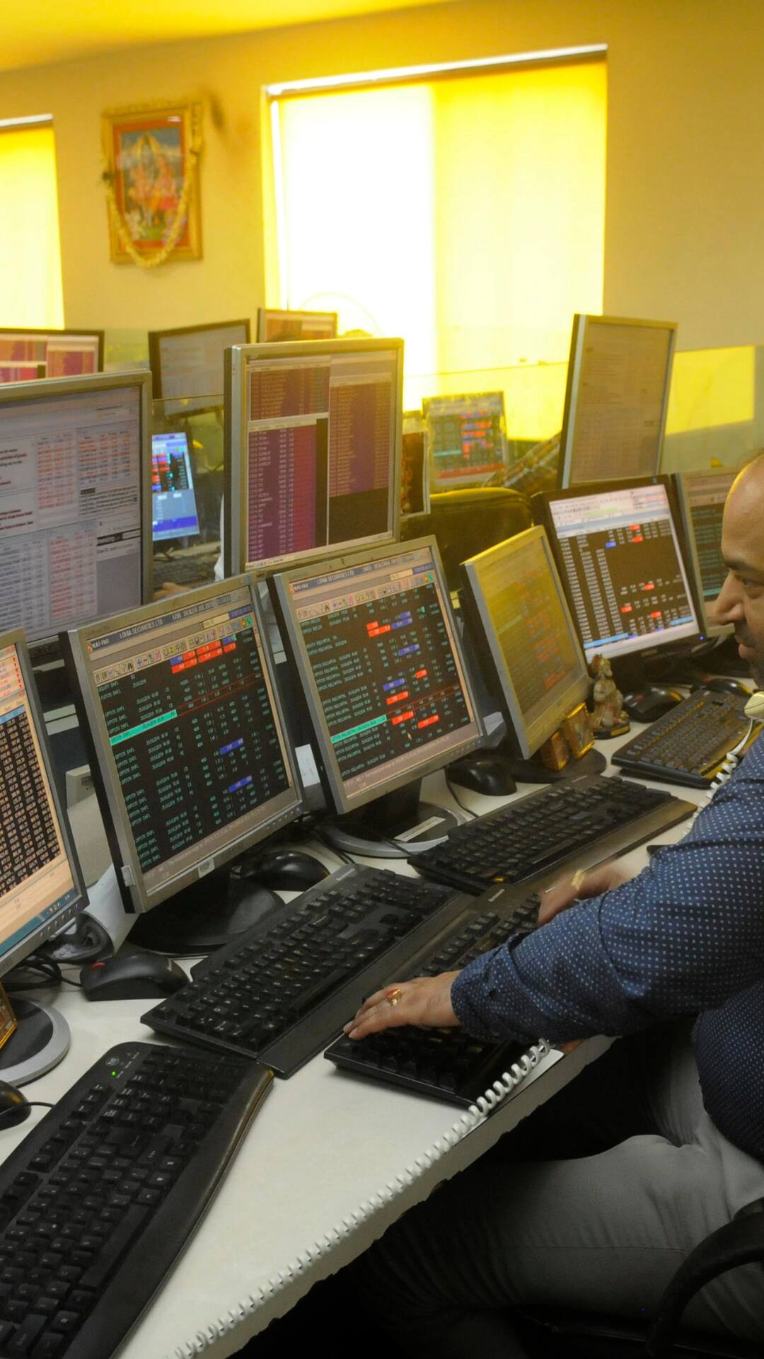 stock-market-gainers-and-losers-today