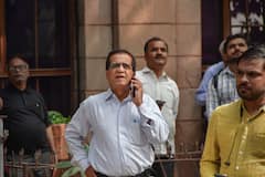 নির্মলার বাজেটে সাড়া দিল না বাজার,গতি দেখাল কোন স্টকগুলি, পড়ল কারা ?