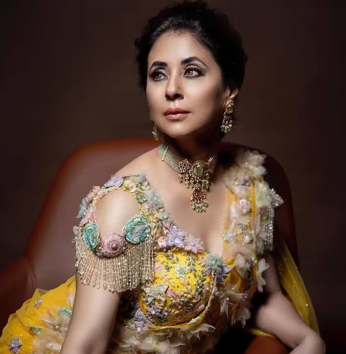 જ્યારે પણ આપણે 90 ના દાયકાની વાત કરીએ છીએ ત્યારે ઉર્મિલા માતોંડકરનો ઉલ્લેખ ચોક્કસપણે થાય છે અને તે યુગમાં અભિનેત્રીએ હિન્દી સિનેમાને ઘણી હિટ ફિલ્મો આપી છે. બહુ ઓછા લોકો જાણતા હશે કે ઉર્મિલાએ માત્ર 3 વર્ષની ઉંમરે એક્ટિંગ કરિયરની શરૂઆત કરી હતી. અભિનેત્રીએ પોતાની મહેનતના બળે સફળતા મેળવી. પણ પછી તેની સાથે આવું જ કંઈક થયું. જેણે અભિનેત્રીનું કરિયર બરબાદ કરી દીધું હતું