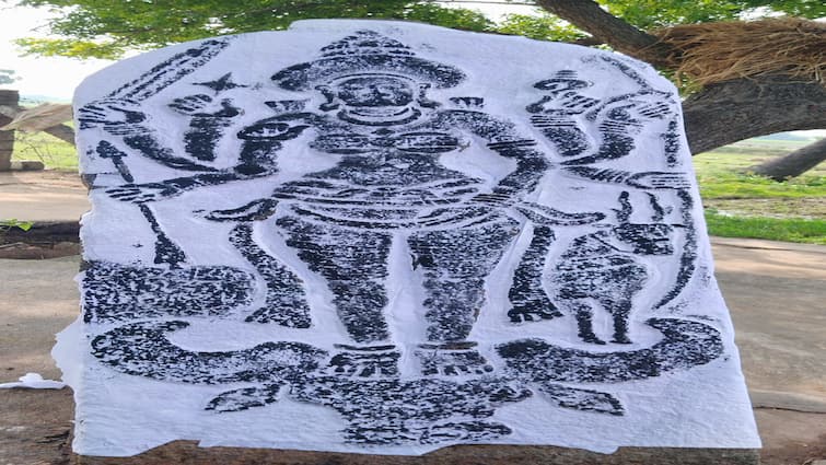 Sixth century Koratavai sculpture discovered near cuddalore - TNN கடலூர் அருகே ஆறாம் நூற்றாண்டை சேர்ந்த கொற்றவை சிற்பம் கண்டுபிடிப்பு.!!
