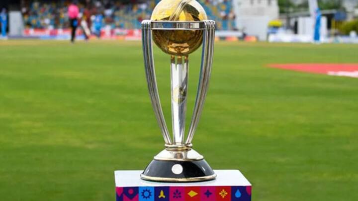 আইসিসি ট্রফি জয়ের তালিকায় ভারত অধিনায়কদের মধ্যে সবচেয়ে সফল মহেন্দ্র সিংহ ধোনি। তবে তাঁর থেকেও বেশি সংখ্যক আইসিসি ট্রফি ঝুলিতে আছে যাঁদের।