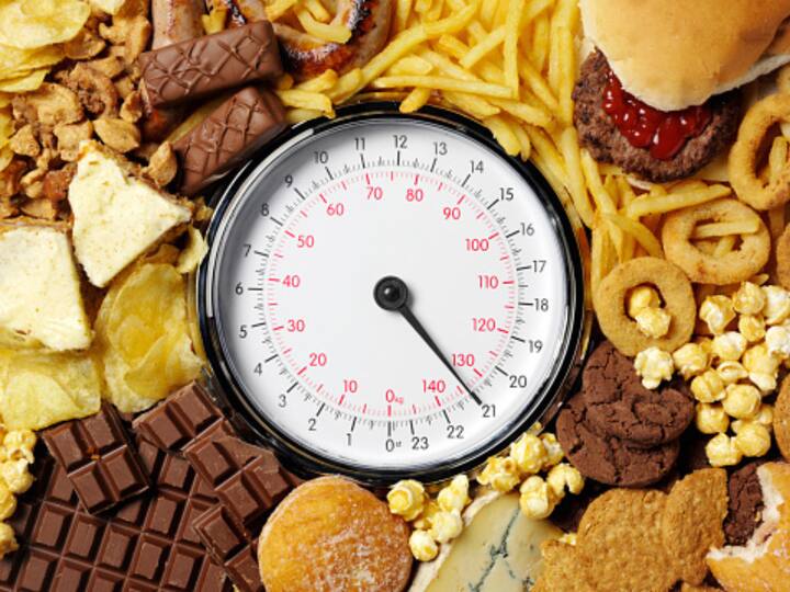 Monitor calorie intake: Keep track of your daily calorie intake to ensure you're in a calorie deficit if weight loss is your goal. (Image Source: getty)
