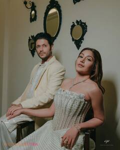 Surbhi Chandna Wedding: પ્રી વેડિંગ શૂટમાં પતિ સાથે શાનદાર પોઝ આપતી જોવા મળી સુરભી ચંદના, જુઓ તસવીરો