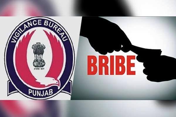 Bribe: 1500 ਰੁਪਏ ਰਿਸ਼ਵਤ ਲੈਂਦਾ ਫੜਿਆ ਗਿਆ ਪਟਵਾਰੀ, ਵਿਜੀਲੈਂਸ ਨੇ ਕਰ ਲਿਆ ਕਾਬੂ VB registers case against revenue Patwari for taking Rs 1,500 bribe Bribe: 1500 ਰੁਪਏ ਰਿਸ਼ਵਤ ਲੈਂਦਾ ਫੜਿਆ ਗਿਆ ਪਟਵਾਰੀ, ਵਿਜੀਲੈਂਸ ਨੇ ਕਰ ਲਿਆ ਕਾਬੂ