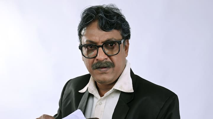 বাসবদত্তা ও রিজওয়ান ছাড়াও এই সিরিজের মুখ্যচরিত্রে রয়েছেন, অম্লান মজুমদার, বুদ্ধদেব ভট্টাচার্য, স্বর্ণকমল ,অঙ্কুর রায়, রানা মুখোপাধ্যায়, সৌমেন দত্ত ও অন্যান্যরা। সিনেমাটোগ্রাফির দায়িত্বে রয়েছেন সৌরভ বন্দ্যোপাধ্যায়। স্কাইপ্যান কমিউনিকেসন্সের প্রযোজনায় মুক্তি পাবে এই ওয়েব সিরিজ।