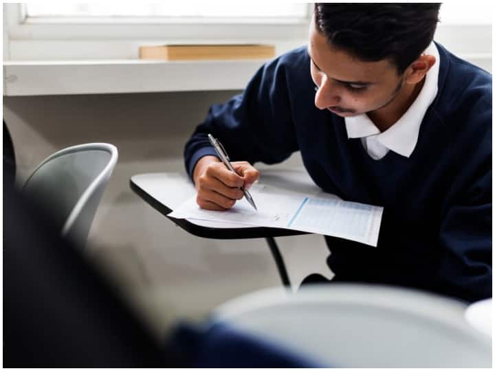 भारत में पेपर लीक कितनी गंभीर समस्या? जानिए कहां कितने एग्जाम हुए रद्द, अब कैसे नकेल कसने की तैयारी में सरकार