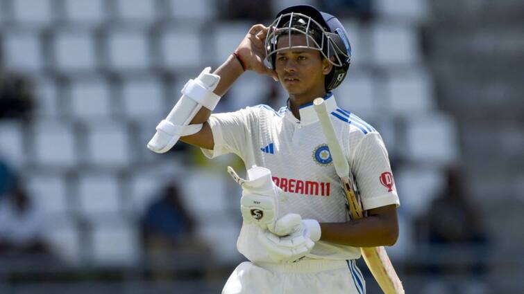 Vizag Test Match Updates Yashasvi Jaiswal slams 2nd century for India in 6th Test gets there with a six Yashasvi Jaiswal: వైజాగ్‌ టెస్టు మ్యాచ్‌లో సిక్సర్‌తో సెంచరీ, యశస్వీ పేరిట రికార్డ్‌