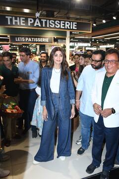 Shilpa Shetty Slays Denim On Denim Look - See Pics
