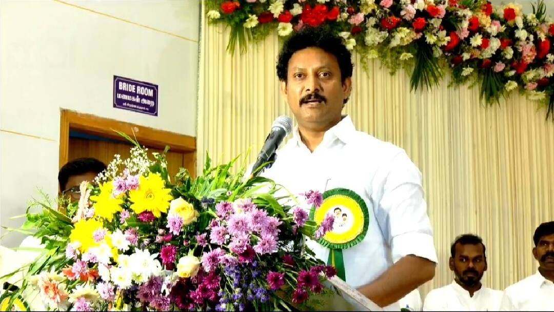 மாணவர்களின் யோசனைகளை அறிவியல் படைப்புகளாக மாற்ற அரசு சார்பில் புதிய தளம் - அமைச்சர் அன்பில் மகேஷ் Minister Anbil mahesh poyyamozhi new platform will be established by the government to convert students' ideas into scientific works - TNN மாணவர்களின் யோசனைகளை அறிவியல் படைப்புகளாக மாற்ற அரசு சார்பில் புதிய தளம் - அமைச்சர் அன்பில் மகேஷ்