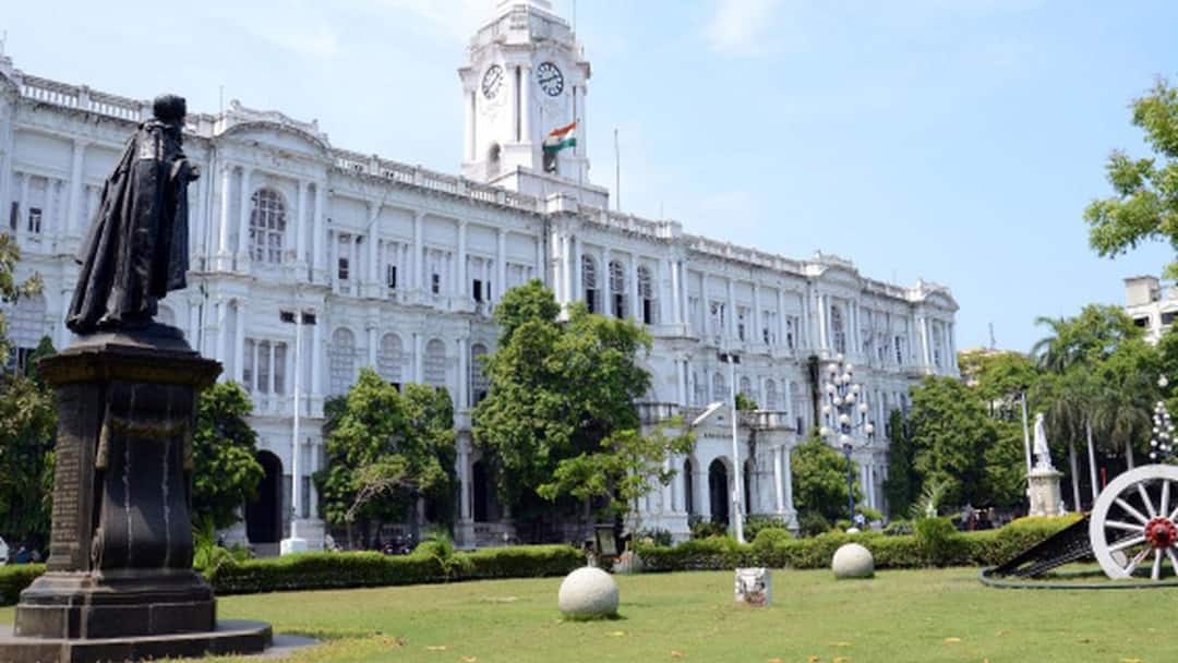 Job Alert: மாசம் ரூ.1.38 லட்சம் ஊதியம்! 1,933 பணியிடங்கள்; அரசு வேலை - யாரெல்லாம் விண்ணப்பிக்கலாம்?