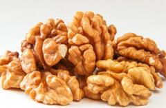Walnut Benefits: સ્વાસ્થ્ય માટે વરદાન છે પલાળેલા અખરોટ, જાણો રોજ સવારે ખાવાના ફાયદા