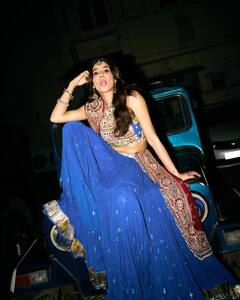 Janhavi Kapoor PHOTO: જાહ્નવી કપૂરે ચણિયા ચોળીમાં શેર કરી સુંદર તસવીરો, નવા ફોટોશૂટમાં અભિનેત્રીનો જોવા મળ્યો સ્વેગ