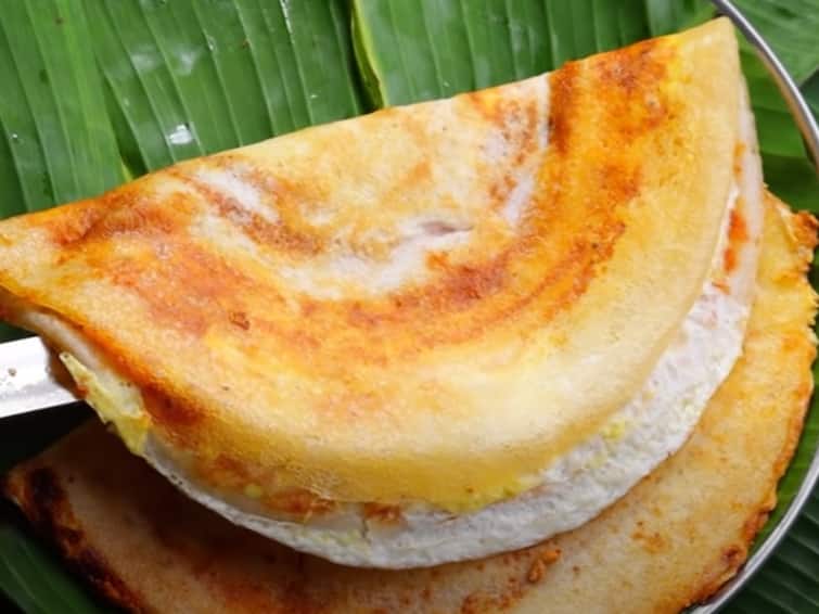 andhra spicy egg dosa recipe andhra kara muttai dosai Andhra Spicy Egg Dosa : ஆந்திர கார முட்டை தோசை... ஒரு முறை ட்ரை பண்ணுங்க; இதான் உங்க ஃபேவரெட்.. செய்முறை இதோ...