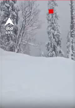 Himachal Weather Updates: करनाह कुपवाड़ा रोड पर बर्फ हटाने का काम जारी #abpnewsshorts