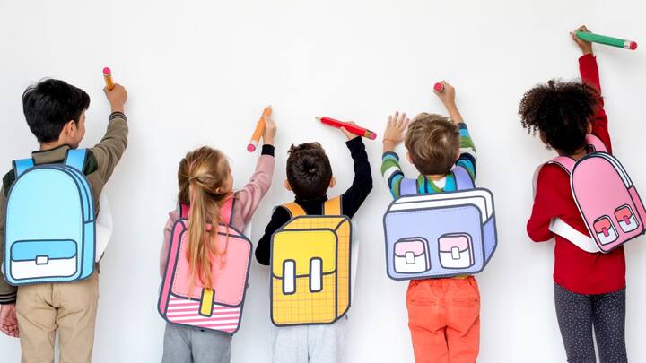 रिजेक्शन जीवन का एक अनिवार्य हिस्सा है, और बच्चों को इससे निपटने का सही तरीका सिखाना माता-पिता और शिक्षकों की जिम्मेदारी होती है.