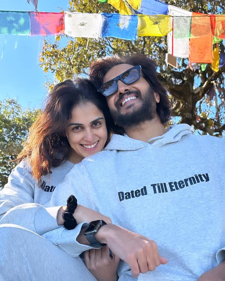 'तुझे मेरी कसम'पासून ते महाराष्ट्राचे लाडके दादा-वहिनी होण्यापर्यंतचा त्यांचा प्रवास खूपच कमाल होता. रितेश-जिनिलियाची पहिली भेट 'तुझे मेरी कसम' या सिनेमाच्या सेटवर झाली. पण त्यावेळी जिनिलियाने रितेशकडे पूर्णपणे दुर्लक्ष केलं होतं. पण पुढे त्यांच्यात मैत्री झाली.  (Image Source : Instagram/ riteishd)