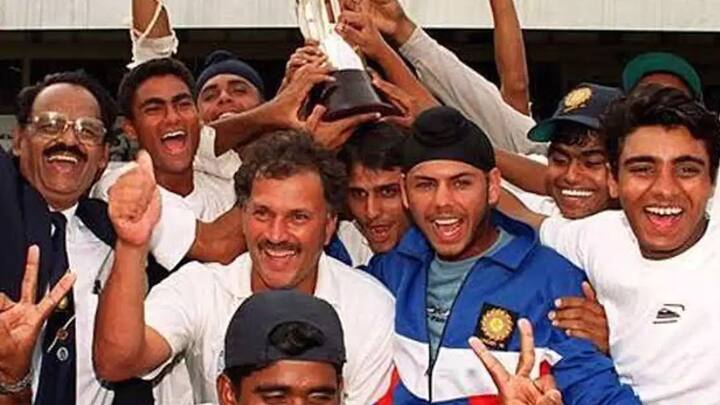 भारतीय टीम ने पहली बार साल 2000 में अंडर19 क्रिकेट वर्ल्ड कप जीता था. उस भारतीय टीम के कप्तान मोहम्मद कैफ थे. अब तक टीम इंडिया ने कुल 5 बार यह टूर्नामेंट अपने नाम किया है. (फोटो क्रेडिट- सोशल मीडिया)
