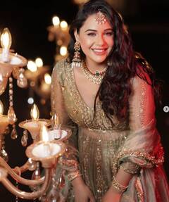 Mandy Takhar: ਮੈਂਡੀ ਤੱਖੜ ਇਸ ਸਖ਼ਸ ਨਾਲ ਕਰਵਾਉਣ ਜਾ ਰਹੀ ਵਿਆਹ, ਵੰਡਣੇ ਸ਼ੁਰੂ ਕੀਤੇ ਵਿਆਹ ਦੇ ਕਾਰਡ