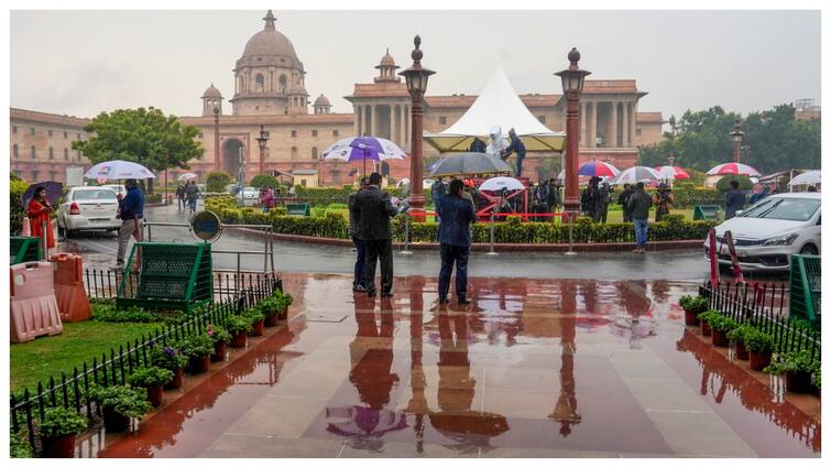 Delhi-NCR Wakes Up To Light Rain, IMD Issues Yellow Alert Today. Check Details Delhi-NCR Wakes Up To Light Rain, IMD Issues Yellow Alert Today. Check Details