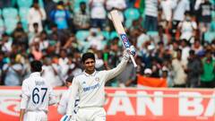 Shubman Gill : चाचपडणारा गिल अखेर ‘यशस्वी’ मार्गावर; शुभमनच्या झुंजार शतकाने टीम इंडिया भक्कम स्थितीत!