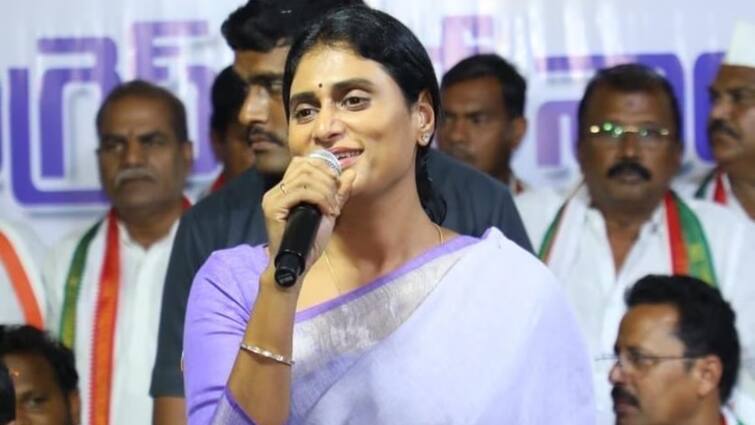 YS sharmila set to go tour across various constituencies in the state YS Sharmila News: రేపటి నుంచి ప్రజల్లోకి షర్మిల, రాష్ట్ర వ్యాప్తంగా పర్యటన ఇలా