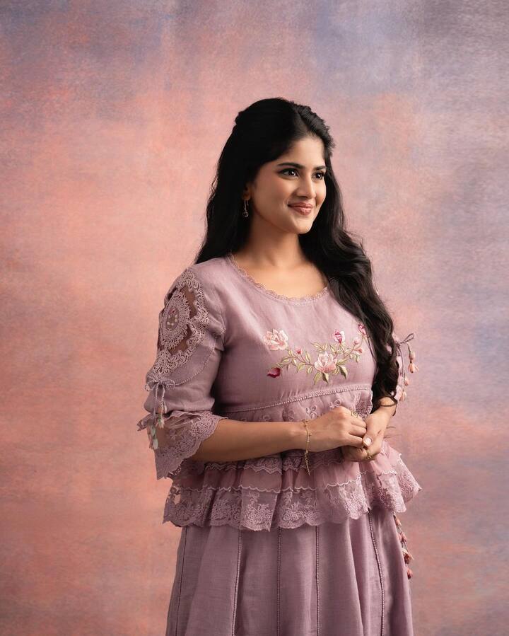 இந்த படம் ரசிகர்கள் மத்தியில் நல்ல வரவேற்பை பெற்றுள்ளது.