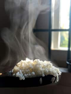 Dal Rice Benefits :वरणभात खाण्याचे फायदे! दिवसातून किती वेळा वरणभात खायाला हवा