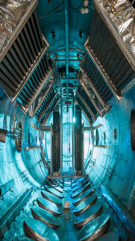 अंतराळात किती स्पेस स्टेशन आहेत ?