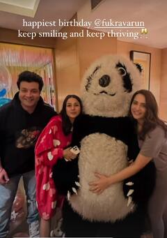 Varun Sharma Birthday: आधी रात को बेस्ट फ्रेंड वरुण शर्मा के लिए केक लेकर पहुंचीं शहनाज गिल, फैंस को दिखाई बर्थडे सेलिब्रेशन की झलक