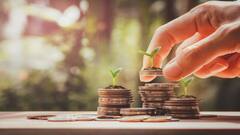 FD Rates: सीनियर सिटीजन को यह टॉप-5 बैंक दे रहे सबसे ज्यादा ब्याज, यहां चेक कर लें पूरी लिस्ट