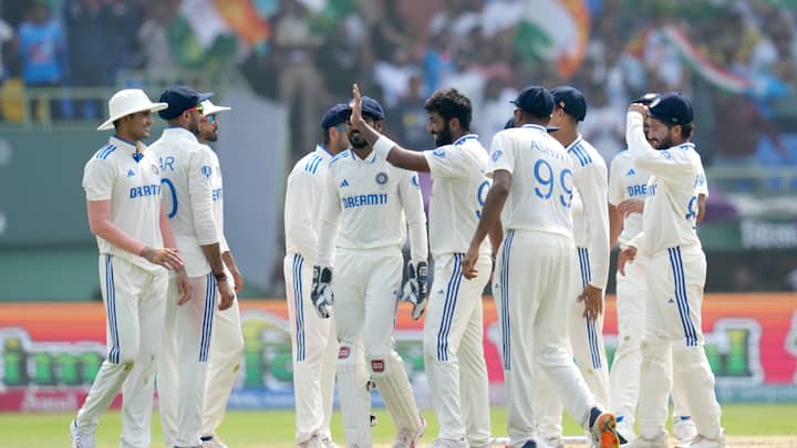 England need record chase to halt India 12-year-old record in home Test IND vs ENG 2nd test latest sports news IND vs ENG: 12 साल बाद फिर इतिहास रचेगी इंग्लैंड टीम? दूसरे टेस्ट में जीत के लिए बनाने हैं 399 रन; जानें क्या कह रहे आंकड़े