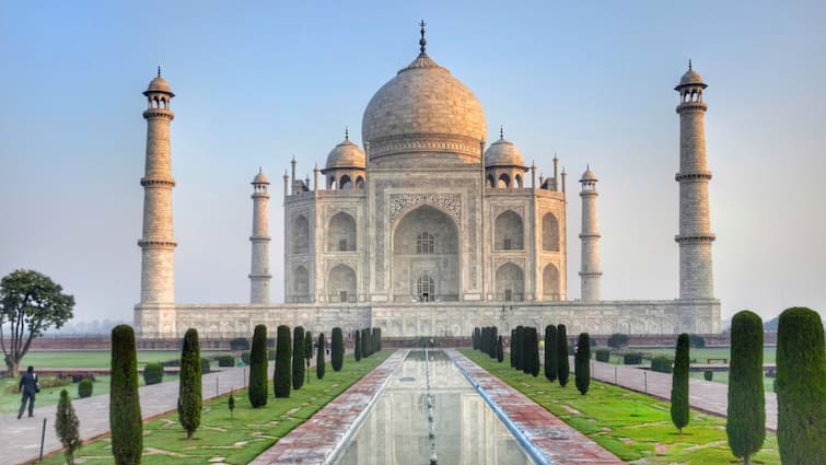 whose-land-did-shahjahan-build-taj-mahal-what-does-history-say Taj Mahal: શું તમે જાણો છો આ હિન્દુ રાજાની જમીન પર બનાવવામાં આવ્યો છે તાજમહેલ,પહેલા બીજા નામે ઓળખાતી હતી આ અજાયબી