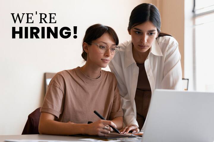 सेलेक्शन के लिए पहले आवेदन भरें (एलिजिबल होने पर), इसके बाद इंटरव्यू कॉल आएगा. साक्षात्कार पास करने वाले कैंडिडेट्स को डॉक्यूमेंट वैरीफिकेशन और मेडिकल एग्जामिनेशन देना होगा. इसके बाद फाइनल लिस्ट बनेगी.