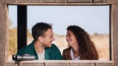 गर्लफ्रेंड को देना है सरप्राइज गिफ्ट? तो ऐसे कर लें प्लान, फिर देखिए कैसे उमड़ेगा आपके लिए प्यार