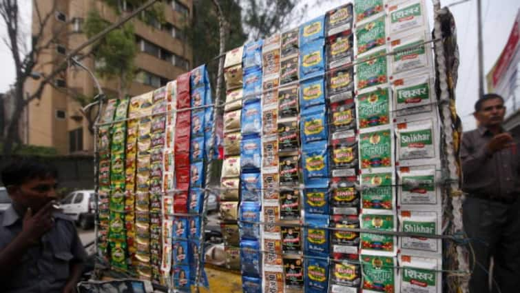 gujarat gutka tobacco pan masala ban extended one year ગુજરાતમાં ગુટકા, તમાકુ અને પાન મસાલા વેચાણ, સંગ્રહ અને વિતરણ પરનો પ્રતિબંધ એક વર્ષ લંબાવાયો