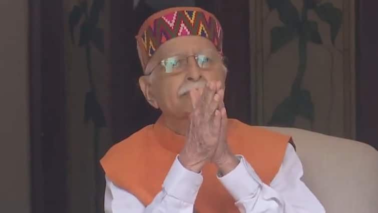 Lal Krishna Advani Bharat Ratna Acharya Pramod congratulated said respecting elders culture India Lal Krishna Advani: लालकृष्ण आडवाणी को भारत रत्न, कांग्रेस नेता ने की तारीफ, कहा- बु जुर्गों का सम्मान करना भारत की संस्कृति