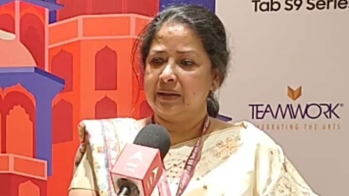 Former President Pranab Mukherjee daughter Sharmistha Mukherjee gives statements on awarding Bharat Ratna to BJP leader LK Advani ANN Rajasthan News: आडवाणी को भारत रत्न दिए जाने के फैसले पर सामने आई शर्मिष्ठा मुखर्जी की प्रतिक्रिया, जानें क्या कहा?