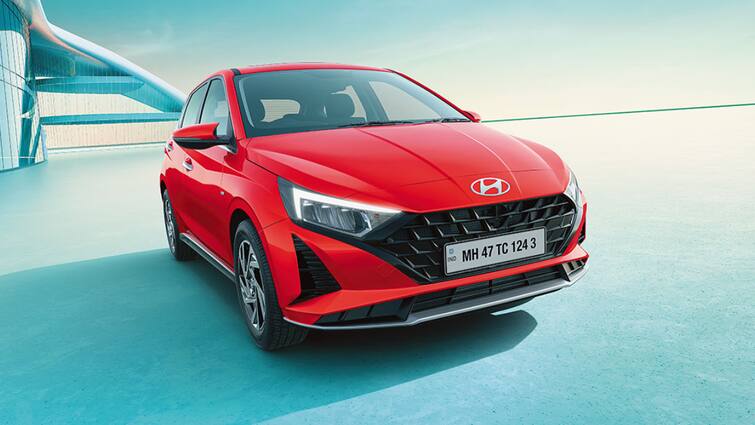 Hyundai Offering Discounts on i20 Grand i10 Nios Aura Venue Models Check Details Hyundai Offers: హ్యుందాయ్ కార్లపై భారీ ఆఫర్లు - ఏకంగా రూ.43 వేల వరకు!