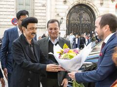 CM Stalin in Spain : ஸ்பெயின் நாட்டில் சூரிய உதயம்...மாஸ் போஸ் கொடுக்கும் தமிழக முதல்வர் ஸ்டாலின்!